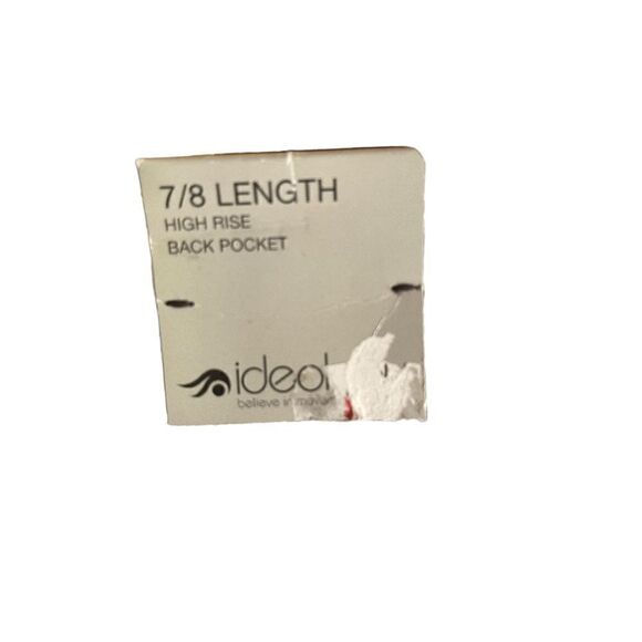 NWT Ideology legging white leopard print size S 7/8 - Picture 7 of 11